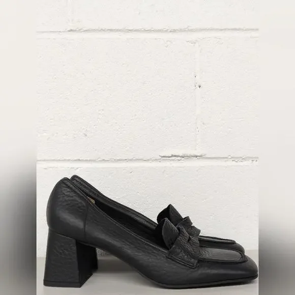 NEW Aquatalia Carlina Block heel black leather pumps size 9 Square Toe textured - Picture 4 of 8